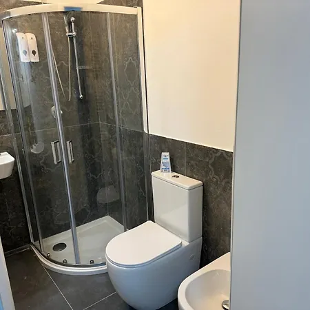 فندق مبيت وإفطار Porta Aperta بيزا